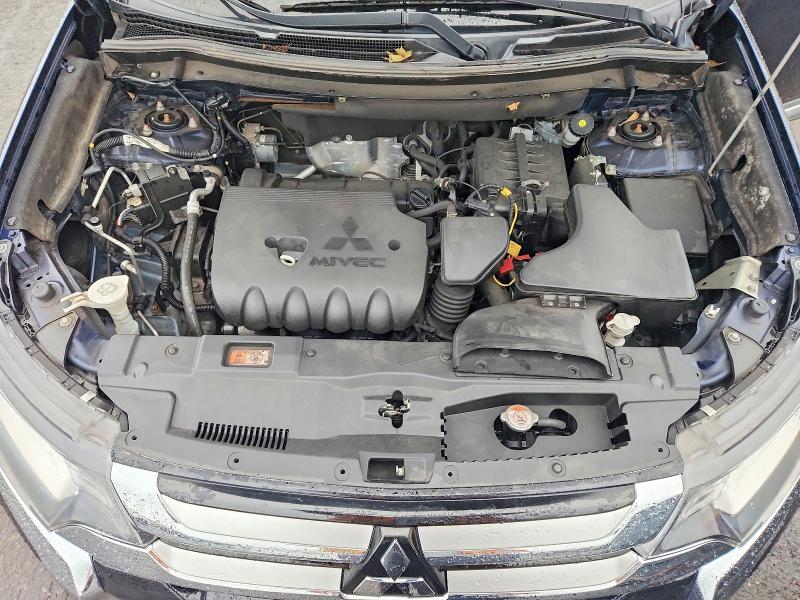 Продажа на аукционе авто 2018 Mitsubishi Outlander, vin: JA4AZ3A31JZ071509, номер лота: 69527316