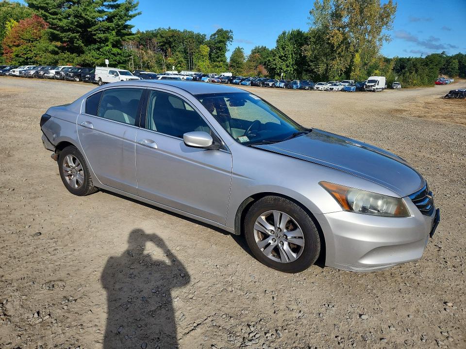 Продажа на аукционе авто 2011 Honda Accord, vin: 1HGCP2F43BA105998, номер лота: 70162816