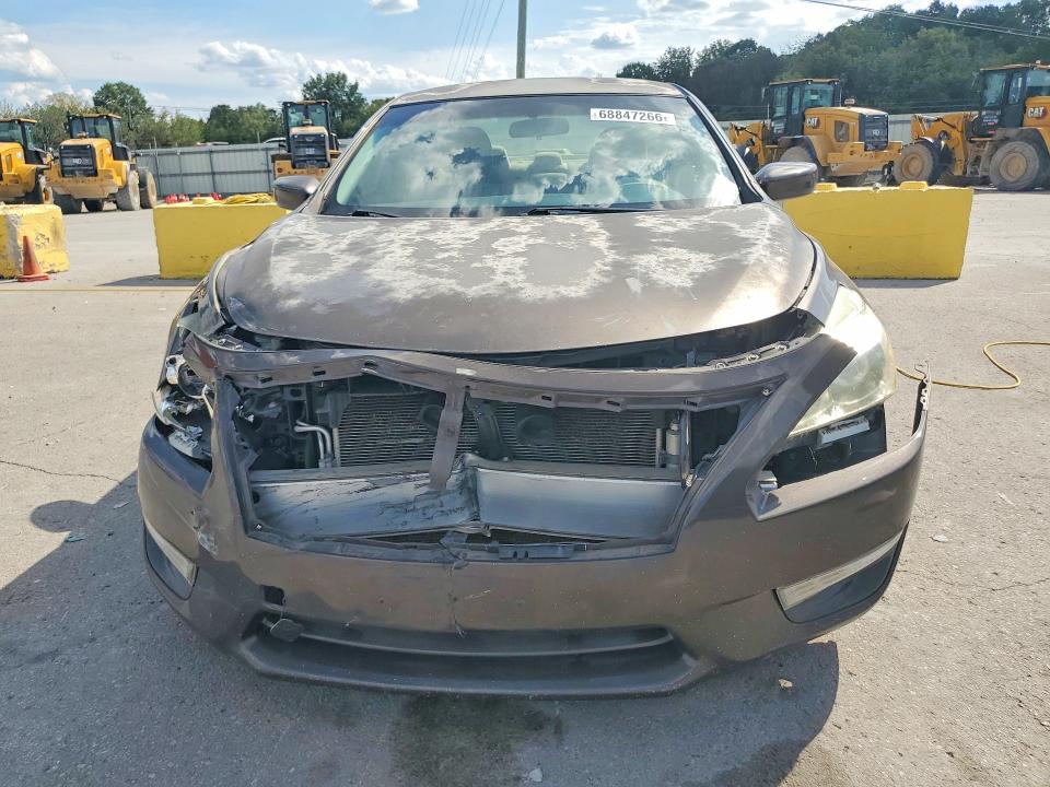 68847266 :رقم المزاد ، 1N4AL3AP3FC265548 vin ، 2015 Nissan Altima مزاد بيع