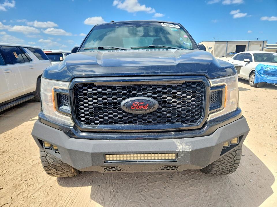 69824436 :رقم المزاد ، 1FTEW1E51JKC08232 vin ، 2018 Ford F150 مزاد بيع