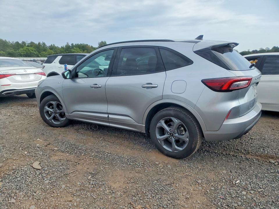 Продажа на аукционе авто 2023 Ford Escape, vin: 1FMCU9MN8PUA00967, номер лота: 69026646