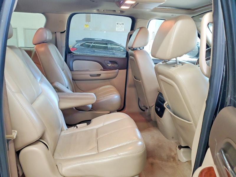 70909196 :رقم المزاد ، 1GKFK16347R347093 vin ، 2007 Gmc Yukon Xl مزاد بيع