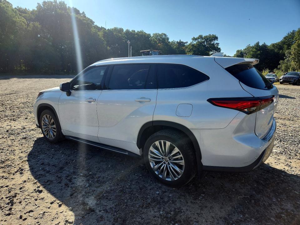 Продаж на аукціоні авто 2022 Toyota Highlander, vin: 5TDFZRBH7NS200255, номер лоту: 67057076