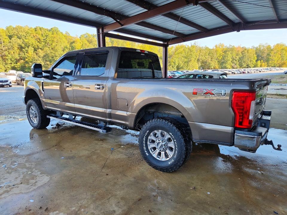 71220826 :رقم المزاد ، 1FT7W2B6XHEE61098 vin ، 2017 Ford F250 مزاد بيع