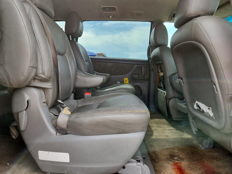 2010 Toyota Sienna მანქანა იყიდება აუქციონზე, vin: 5TDKK4CC2AS299943, აუქციონის ნომერი: 68308396