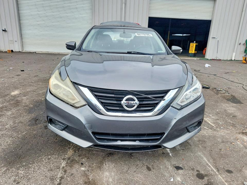 Продаж на аукціоні авто 2017 Nissan Altima, vin: 1N4AL3AP0HC198734, номер лоту: 66779796