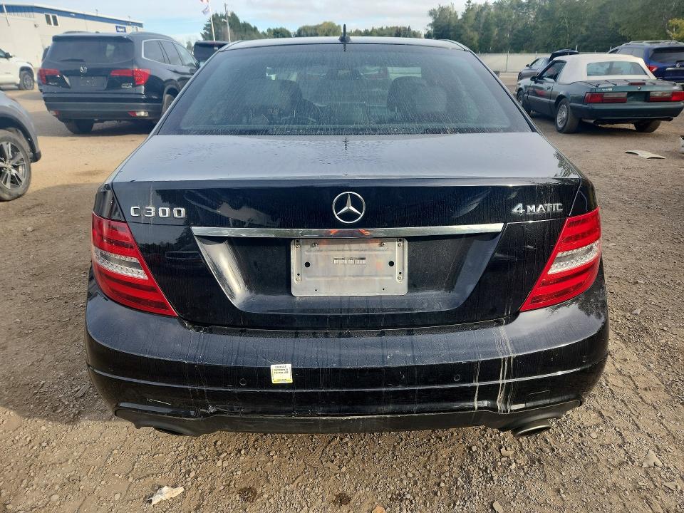 2013 Mercedes-benz C მანქანა იყიდება აუქციონზე, vin: WDDGF8AB0DA877203, აუქციონის ნომერი: 69524606
