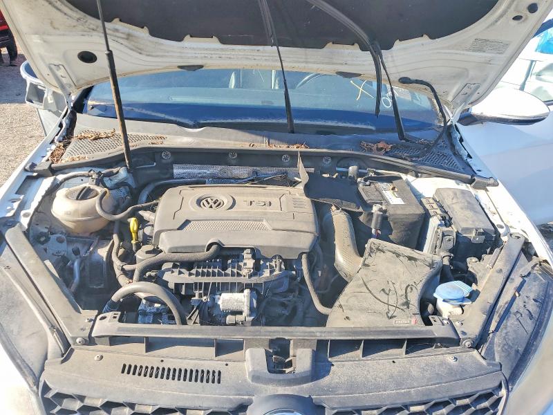Продажа на аукционе авто 2015 Volkswagen Gti, vin: 3VW4T7AU5FM001442, номер лота: 68144296