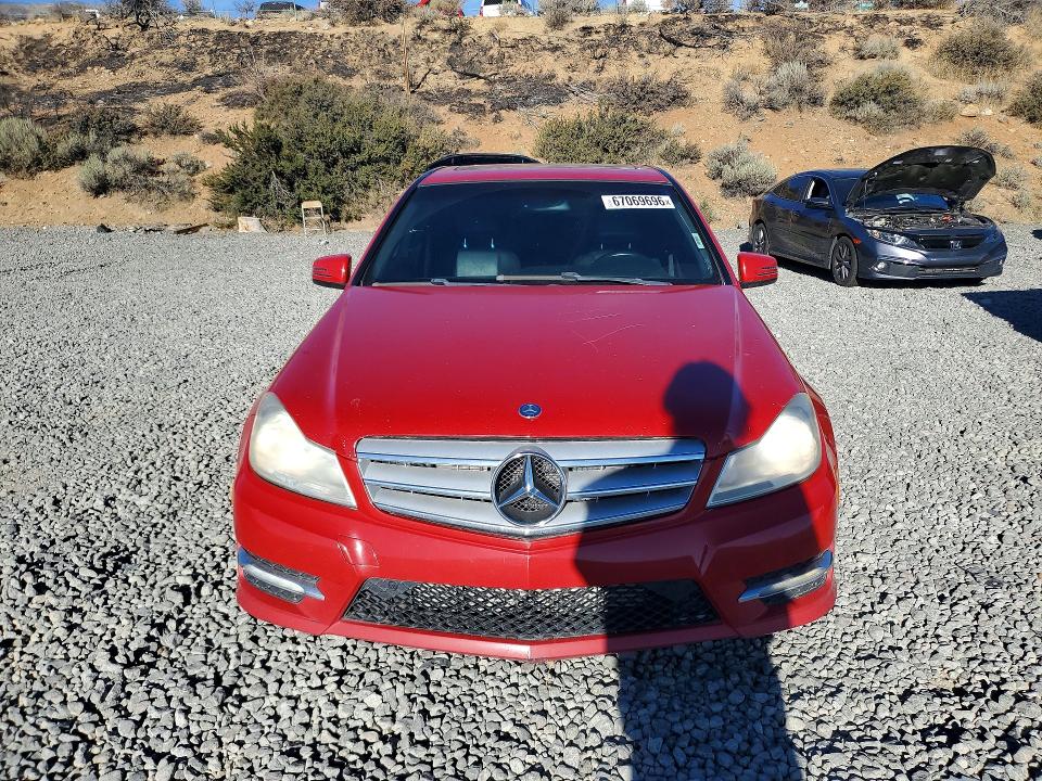 67069696 :رقم المزاد ، WDDGF4HB3DR274259 vin ، 2013 Mercedes-benz C مزاد بيع