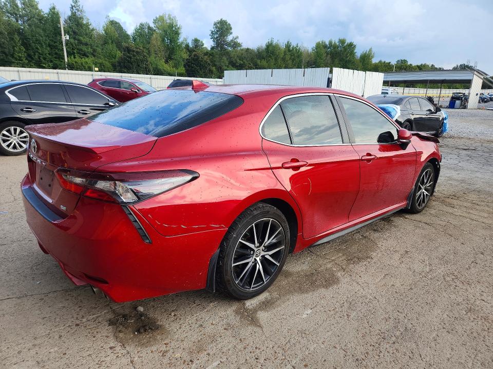 Aukcja sprzedaży 2022 Toyota Camry, vin: 4T1T11AK4NU021588, numer aukcji: 68963416