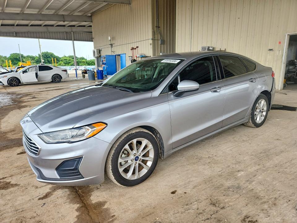 Продажа на аукционе авто 2020 Ford Fusion, vin: 3FA6P0HD3LR257158, номер лота: 69999386