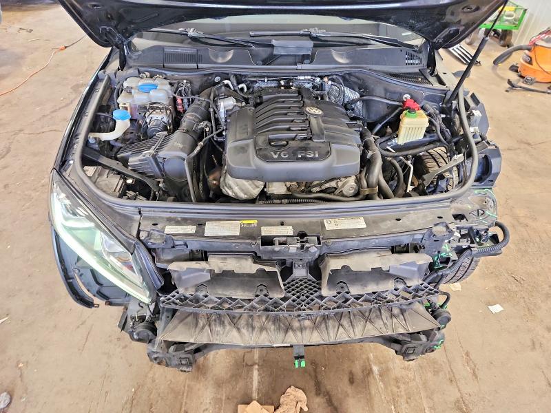 2017 Volkswagen Touareg მანქანა იყიდება აუქციონზე, vin: WVGGF7BPXHD006761, აუქციონის ნომერი: 67970176