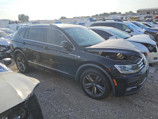 64040576 :رقم المزاد ، 3VV3B7AX7JM196546 vin ، 2018 Volkswagen Tiguan مزاد بيع