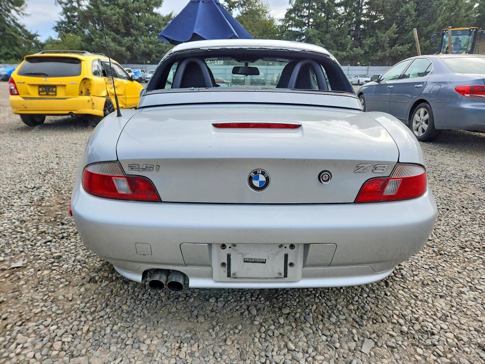 70239626 :رقم المزاد ، WBACN33431LM01988 vin ، 2001 Bmw Z3 مزاد بيع