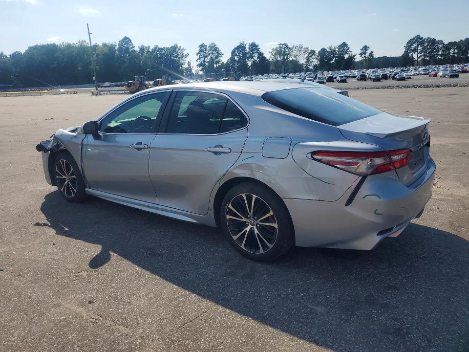 2018 Toyota Camry მანქანა იყიდება აუქციონზე, vin: 4T1B11HK4JU147882, აუქციონის ნომერი: 69438466