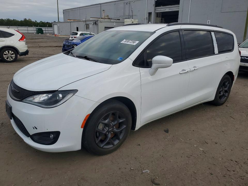 Aukcja sprzedaży 2018 Chrysler Pacifica, vin: 2C4RC1BG7JR261809, numer aukcji: 70387256