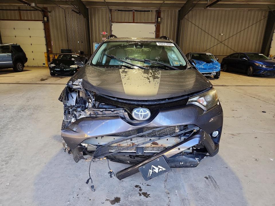 Aukcja sprzedaży 2018 Toyota Rav4, vin: 2T3RFREV0JW732169, numer aukcji: 69241856