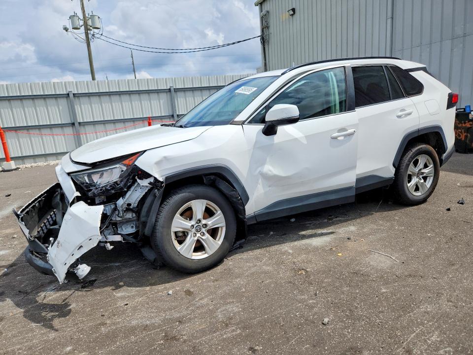 69898996 :رقم المزاد ، 2T3W1RFV3MC142747 vin ، 2021 Toyota Rav4 مزاد بيع