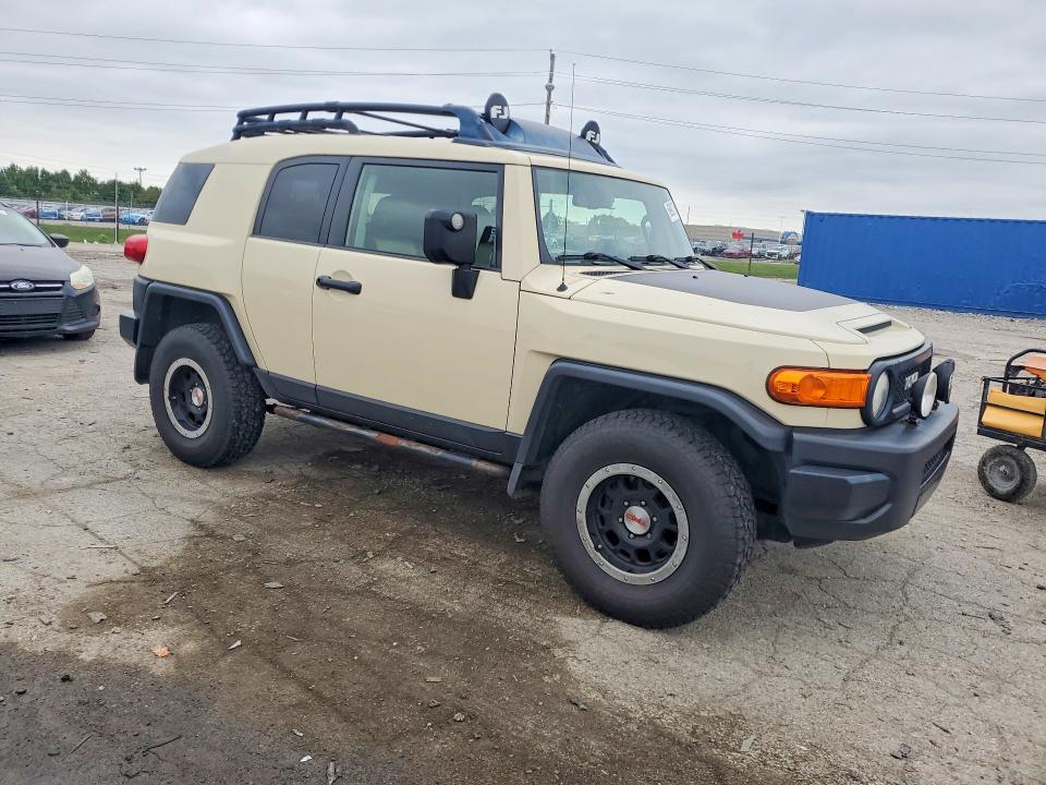 69927156 :رقم المزاد ، JTEBU4BFXAK076199 vin ، 2010 Toyota Fj Cruiser مزاد بيع