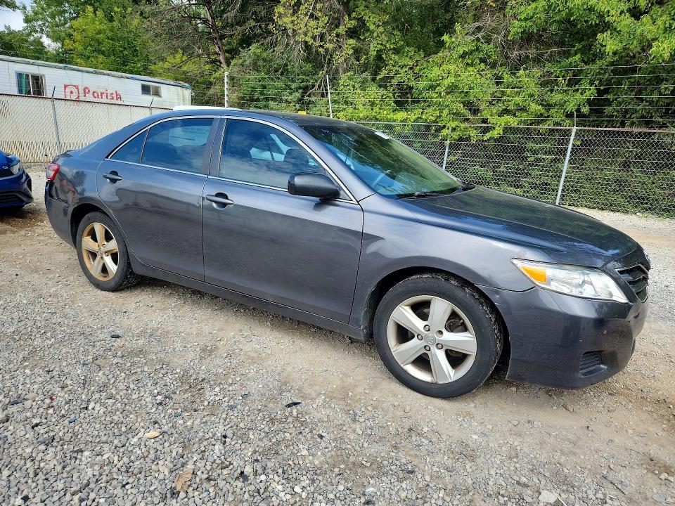 69160506 :رقم المزاد ، 4T1BF3EK0BU645192 vin ، 2011 Toyota Camry مزاد بيع