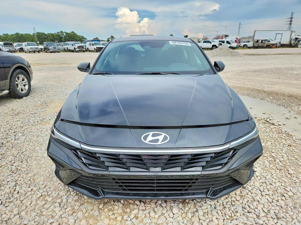 Продаж на аукціоні авто 2026 Hyundai Elantra, vin: KMHLM4DG7TU173703, номер лоту: 68765756