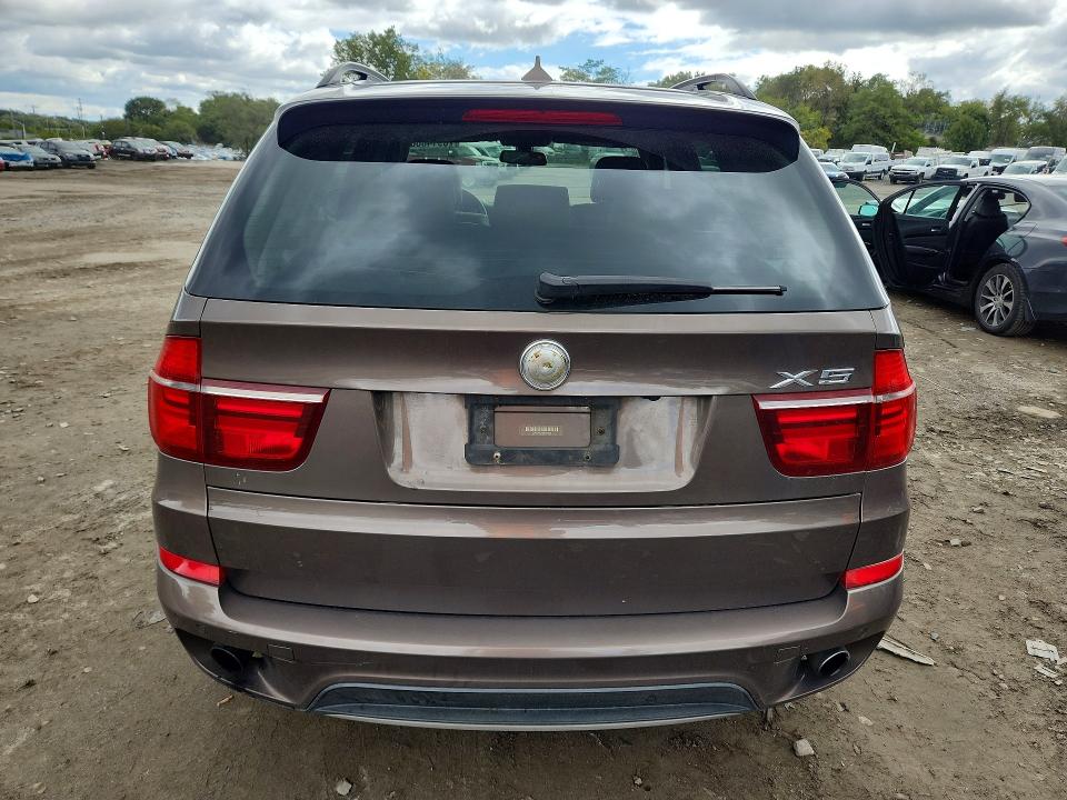 70914066 :رقم المزاد ، 5UXZV4C54DL993223 vin ، 2013 Bmw X5 مزاد بيع