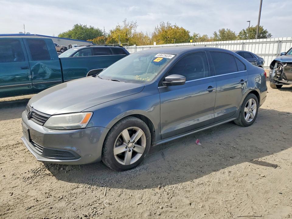 Продажа на аукционе авто 2014 Volkswagen Jetta, vin: 3VWLL7AJ5EM358491, номер лота: 69625026