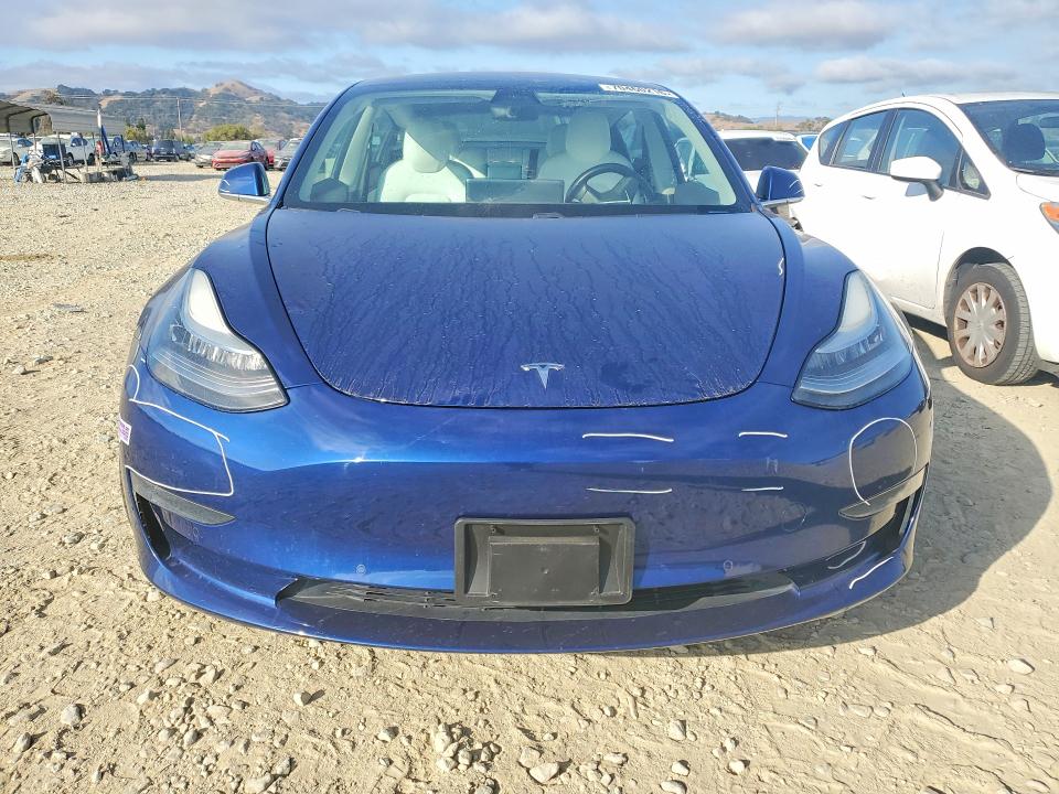 2019 Tesla Model 3 მანქანა იყიდება აუქციონზე, vin: 5YJ3E1EA3KF322707, აუქციონის ნომერი: 70460216