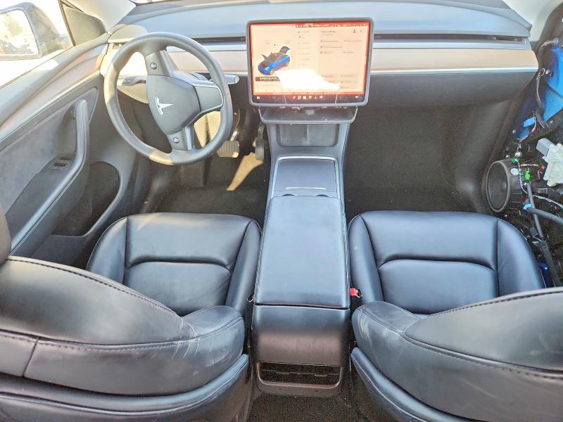 69824486 :رقم المزاد ، 7SAYGAEE7PF858699 vin ، 2023 Tesla Model Y مزاد بيع