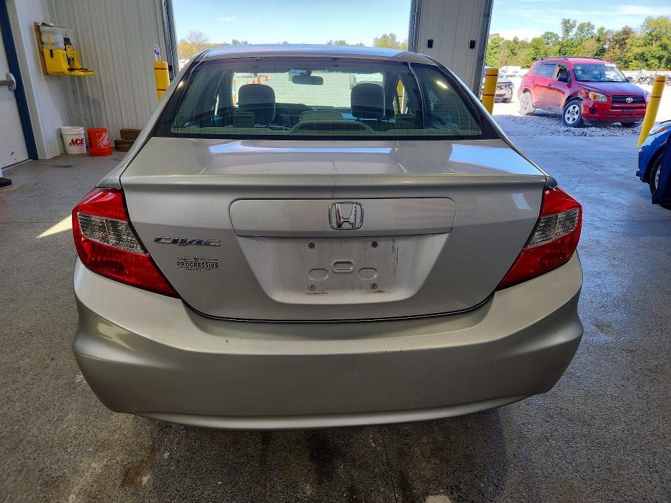 2012 Honda Civic მანქანა იყიდება აუქციონზე, vin: 19XFB2F56CE058323, აუქციონის ნომერი: 70419096