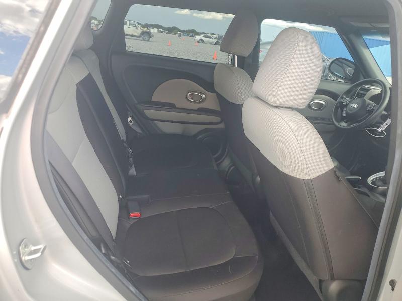 69694256 :رقم المزاد ، KNDJN2A26F7798764 vin ، 2015 Kia Soul مزاد بيع