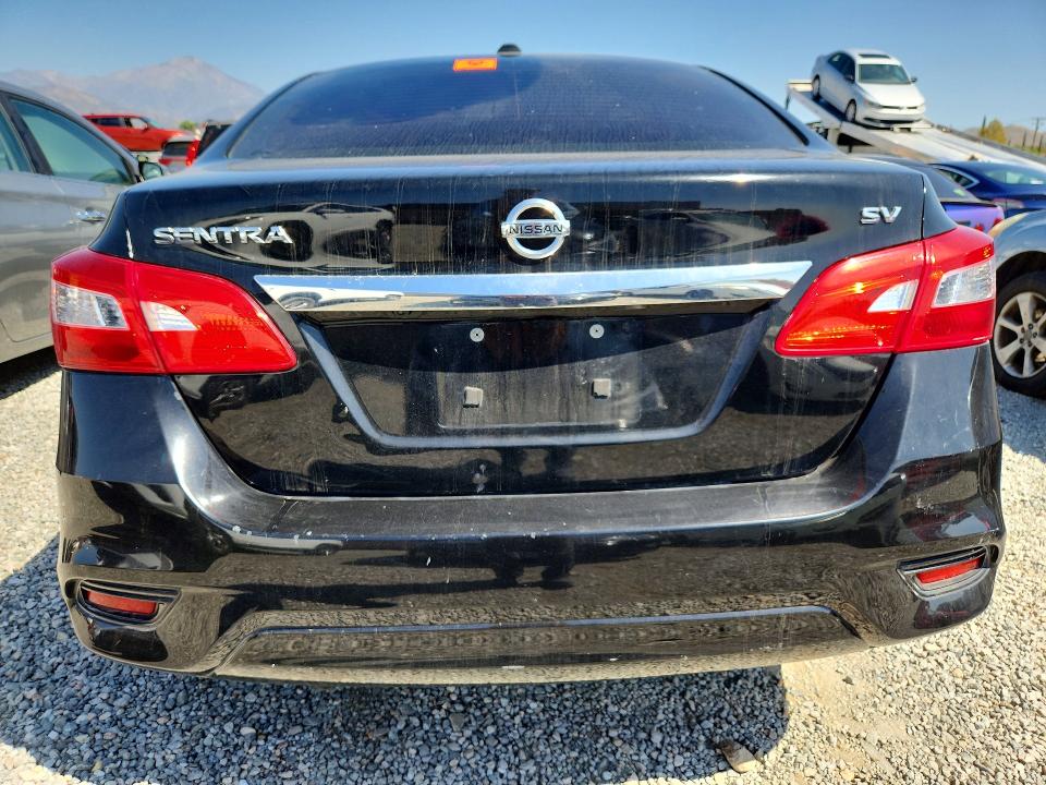 Продаж на аукціоні авто 2018 Nissan Sentra, vin: 3N1AB7AP8JY229247, номер лоту: 68328266