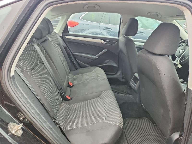 69152036 :رقم المزاد ، 1VWAT7A31GC026951 vin ، 2016 Volkswagen Passat مزاد بيع