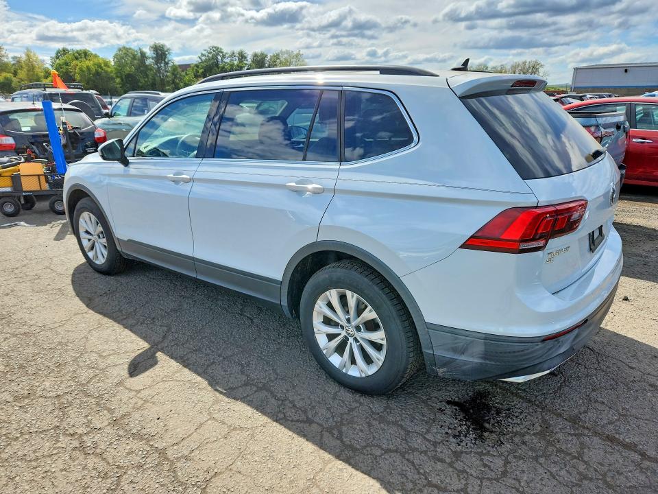 69757676 :رقم المزاد ، 3VV2B7AX1KM029676 vin ، 2019 Volkswagen Tiguan مزاد بيع