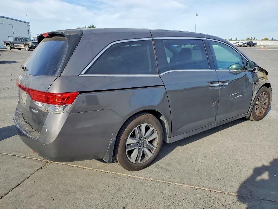 68251326 :رقم المزاد ، 5FNRL5H91FB031377 vin ، 2015 Honda Odyssey مزاد بيع