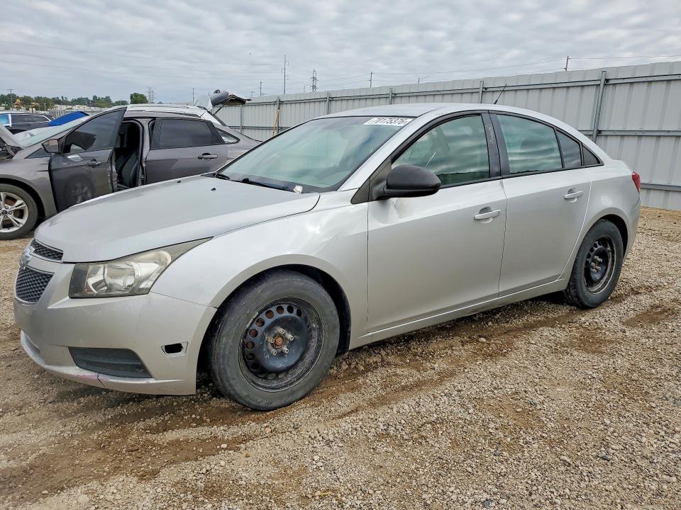 2014 Chevrolet Cruze მანქანა იყიდება აუქციონზე, vin: 1G1PA5SH9E7435392, აუქციონის ნომერი: 70175376