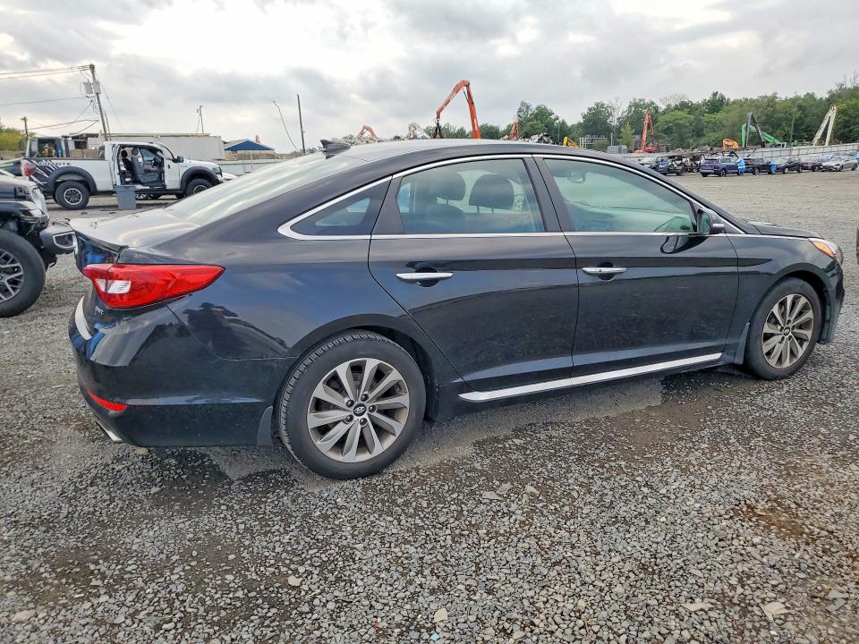 Продажа на аукционе авто 2017 Hyundai Sonata, vin: 5NPE34AFXHH587104, номер лота: 67476946