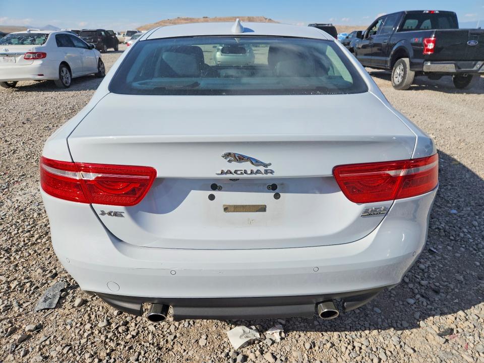 Продаж на аукціоні авто 2017 Jaguar Xe, vin: SAJAN4BV5HA949699, номер лоту: 68781996