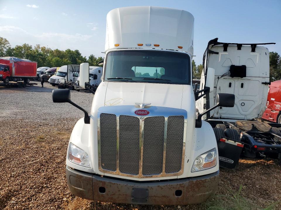 Aukcja sprzedaży 2016 Peterbilt 579, vin: 1XPBA48X0GD354424, numer aukcji: 65237056