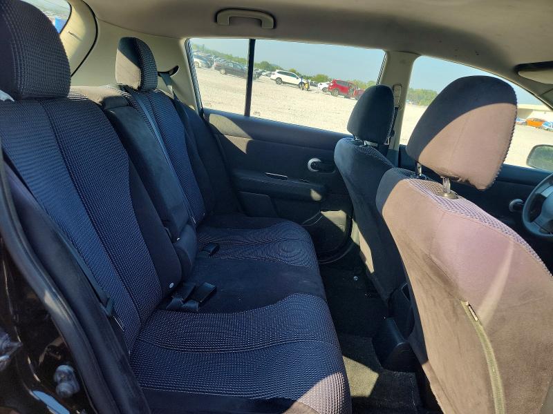 67138126 :رقم المزاد ، 3N1BC1CP0BL402656 vin ، 2011 Nissan Versa مزاد بيع