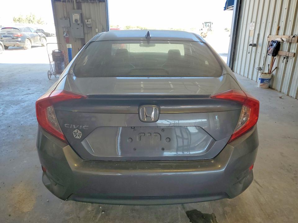 Aukcja sprzedaży 2017 Honda Civic, vin: 19XFC1F78HE016025, numer aukcji: 67977936