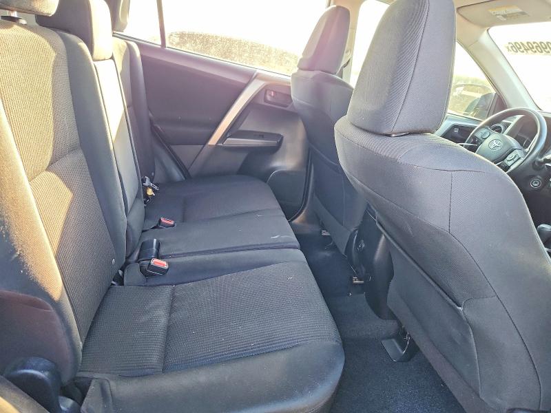 Продажа на аукционе авто 2018 Toyota Rav4, vin: JTMZFREV1JJ176145, номер лота: 69969496