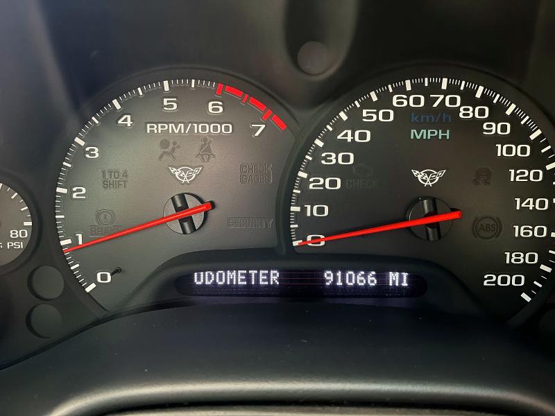 68872146 :رقم المزاد ، 1G1YY22G4Y5124362 vin ، 2000 Chevrolet Corvette مزاد بيع