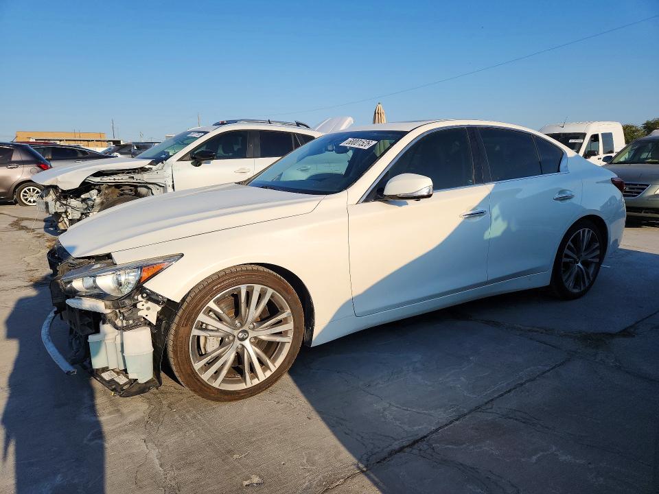 68001526 :رقم المزاد ، JN1EV7AP0JM359440 vin ، 2018 Infiniti Q50 مزاد بيع