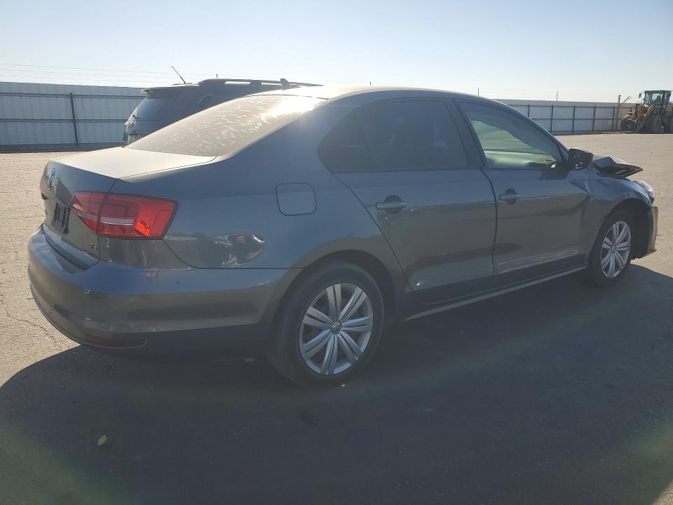 68334856 :رقم المزاد ، 3VWLA7AJ3FM418596 vin ، 2015 Volkswagen Jetta مزاد بيع