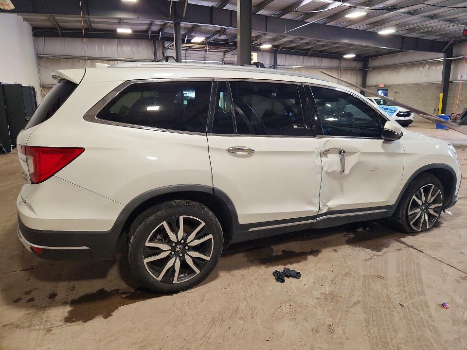 Продаж на аукціоні авто 2022 Honda Pilot, vin: 5FNYF6H0XNB046517, номер лоту: 68418316