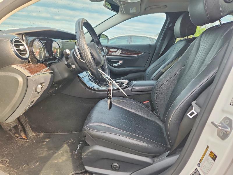 68617896 :رقم المزاد ، WDDZF4KB3HA145699 vin ، 2017 Mercedes-benz E مزاد بيع