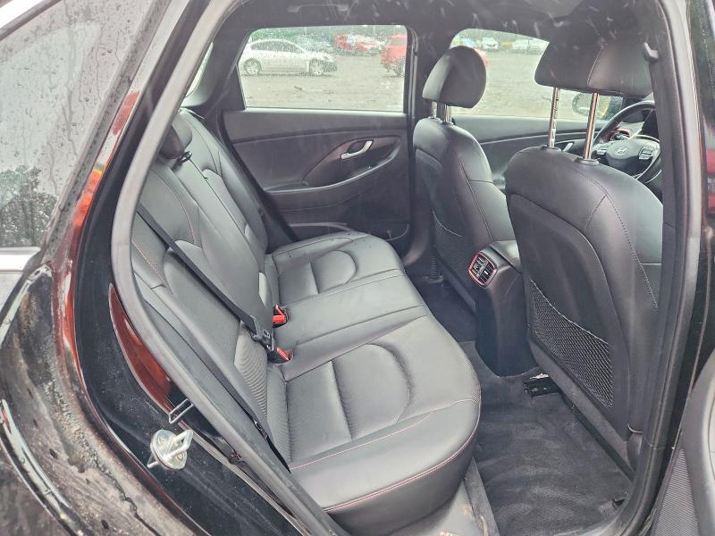 2018 Hyundai Elantra Gt მანქანა იყიდება აუქციონზე, vin: KMHH55LC0JU076136, აუქციონის ნომერი: 69633626