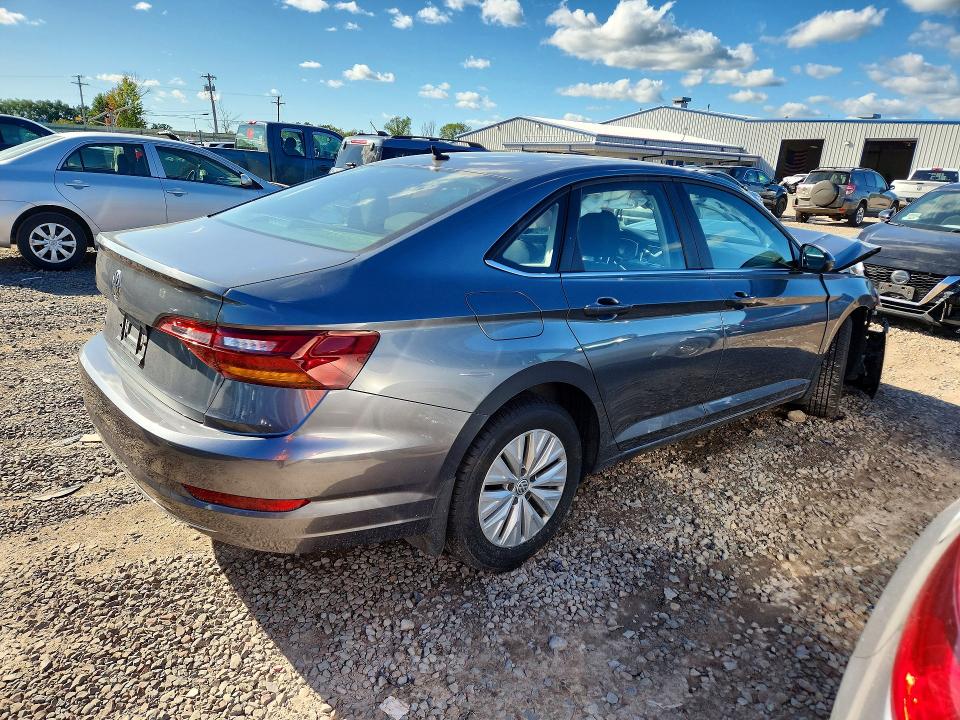 68241716 :رقم المزاد ، 3VWC57BU2KM077313 vin ، 2019 Volkswagen Jetta مزاد بيع