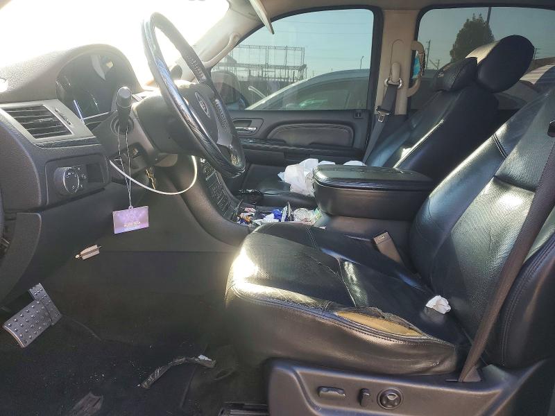 2007 Cadillac Escalade მანქანა იყიდება აუქციონზე, vin: 3GYFK62857G283831, აუქციონის ნომერი: 70898576